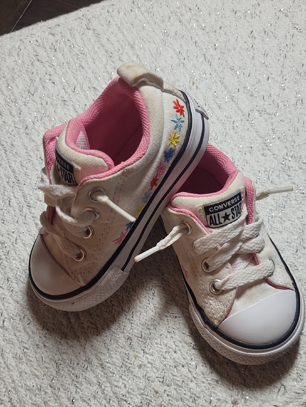 Kids White & Pink Low Top Converse All Stars Sneakers